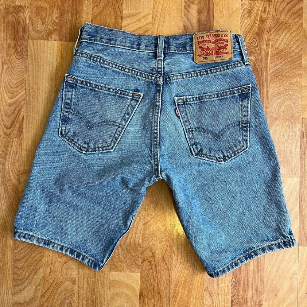 EUC Levi's 405 Blue Denim Men Shorts sz 27 Nice Leather Label No Flaws
